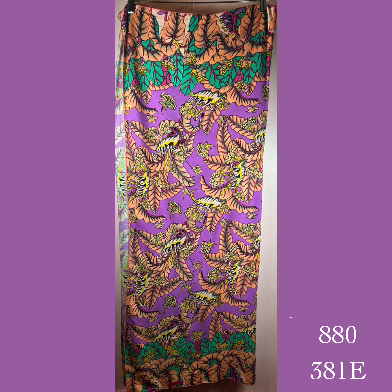 880 - 381E, Sarong