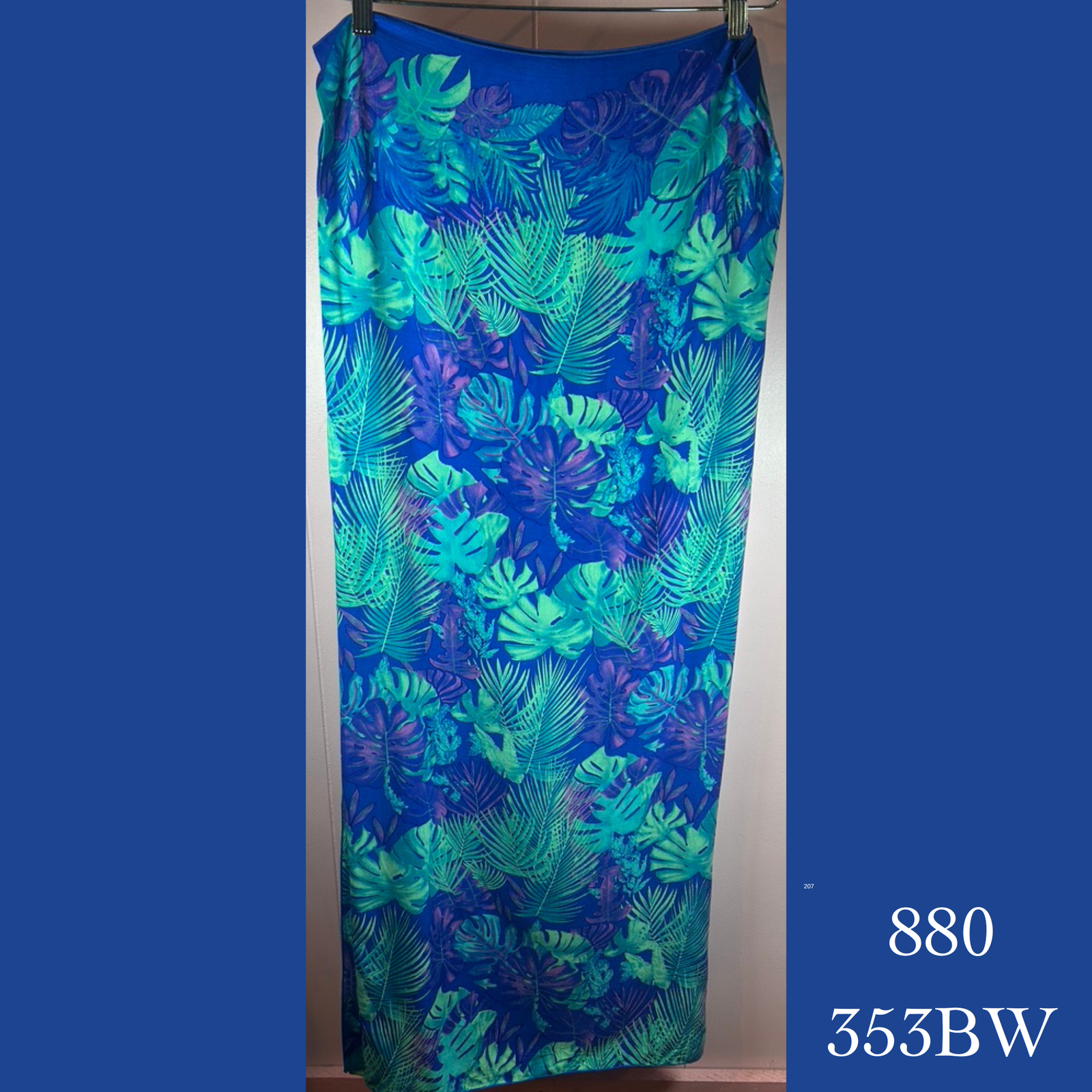 880 - 353BW, Sarong