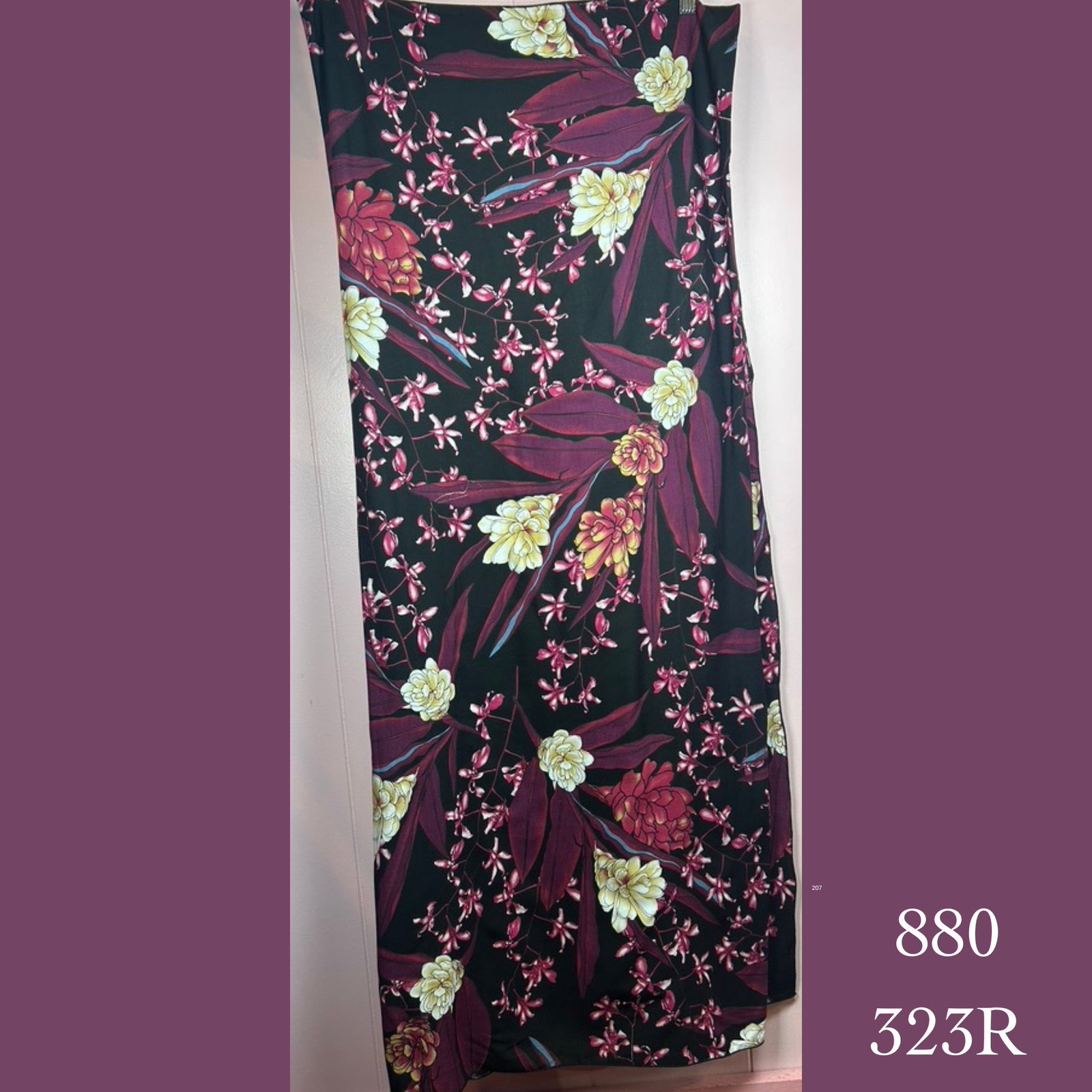 880 - 323R , Sarong