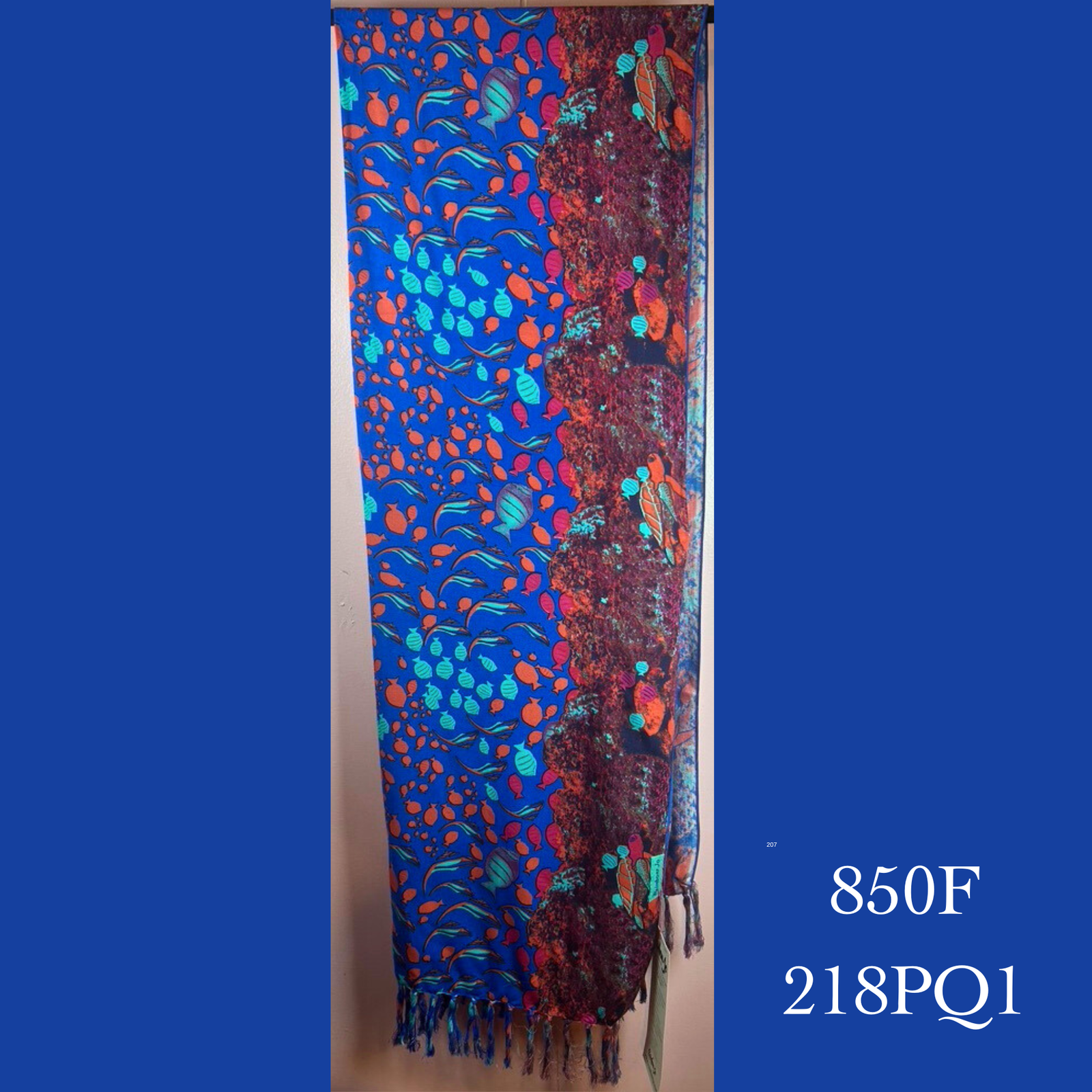 850F - 218PQ1 , Fringed scarf