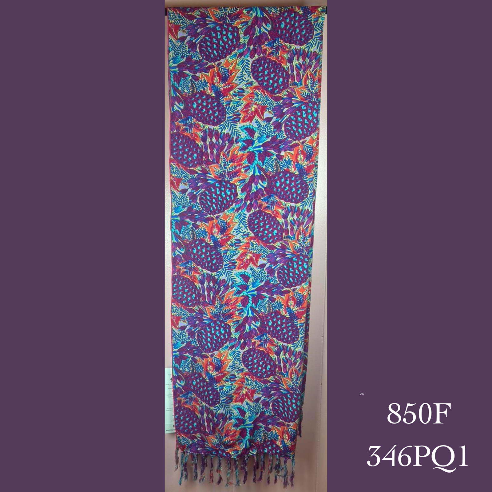 850F - 346PQ1 , Fringed scarf