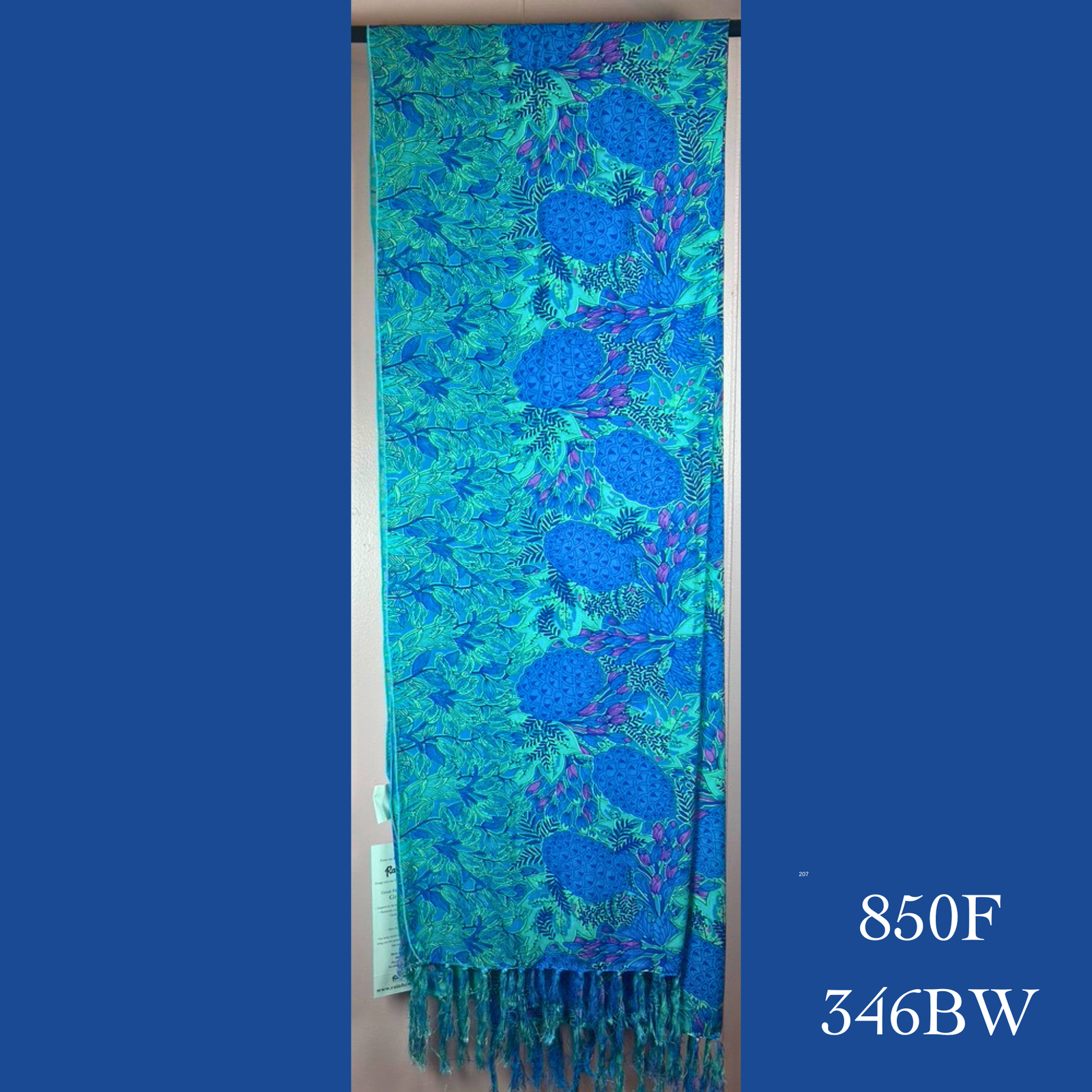 850F - 346BW, Fringed scarf