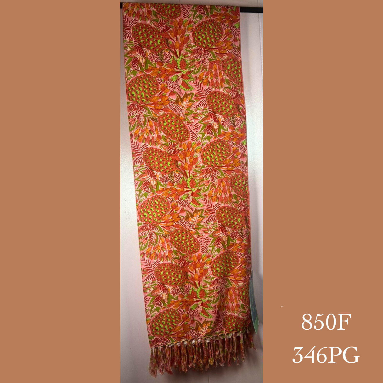 850F - 346PG, Fringed scarf