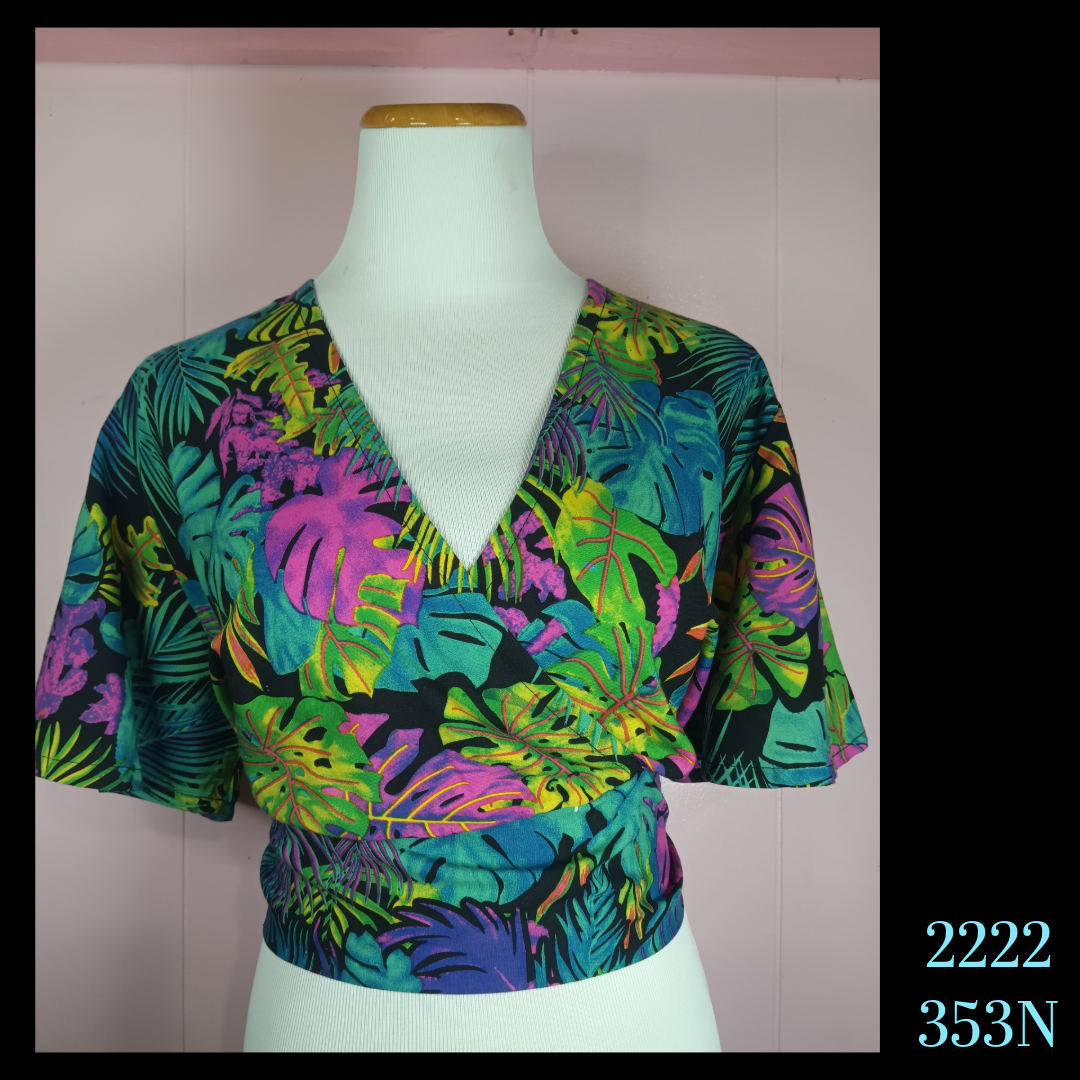 2222 - 353N, Bell Sleeved Cross Front Top
