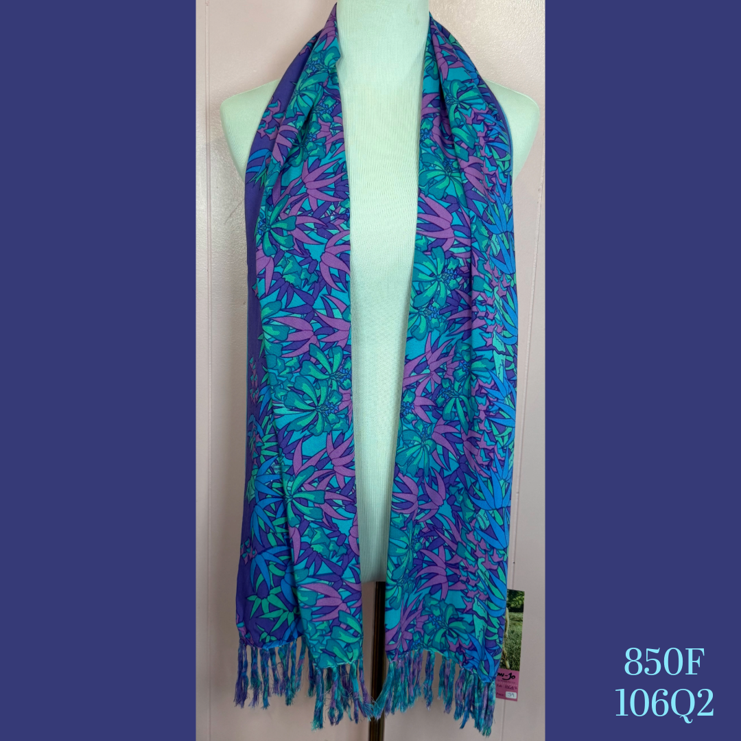 850F - 106Q2, Fringed Scarf