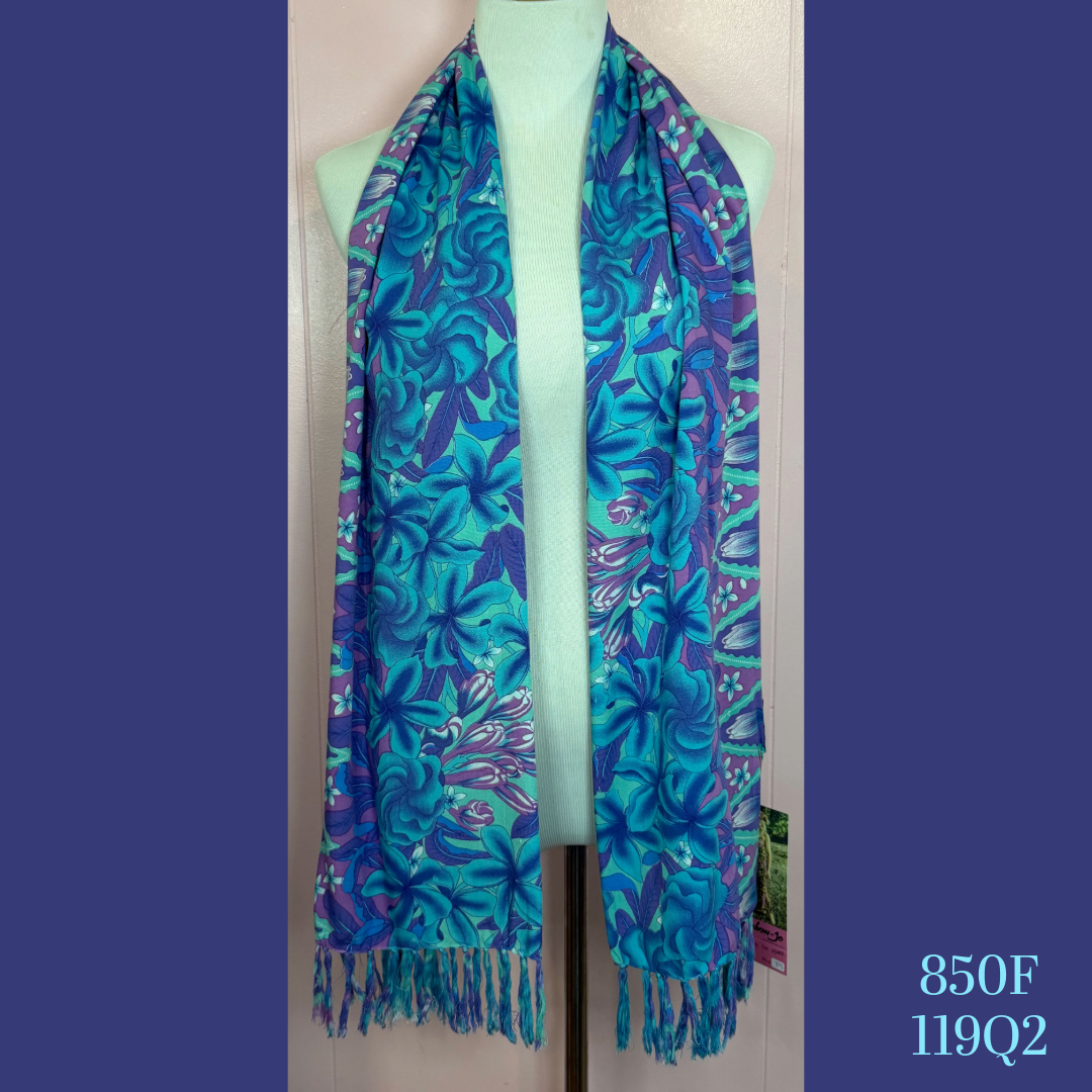 850F - 119Q2, Fringed Scarf