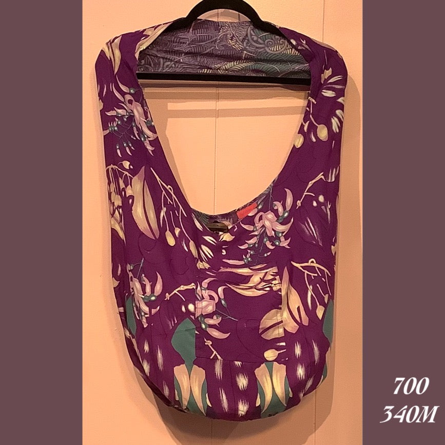 700 - 340M , Reversible bag with pockets both sides