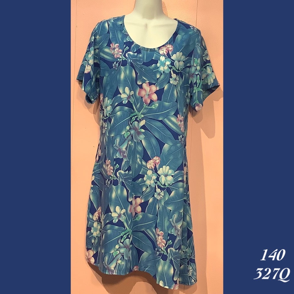 140 - 327Q , Sleeved shift dress with pockets