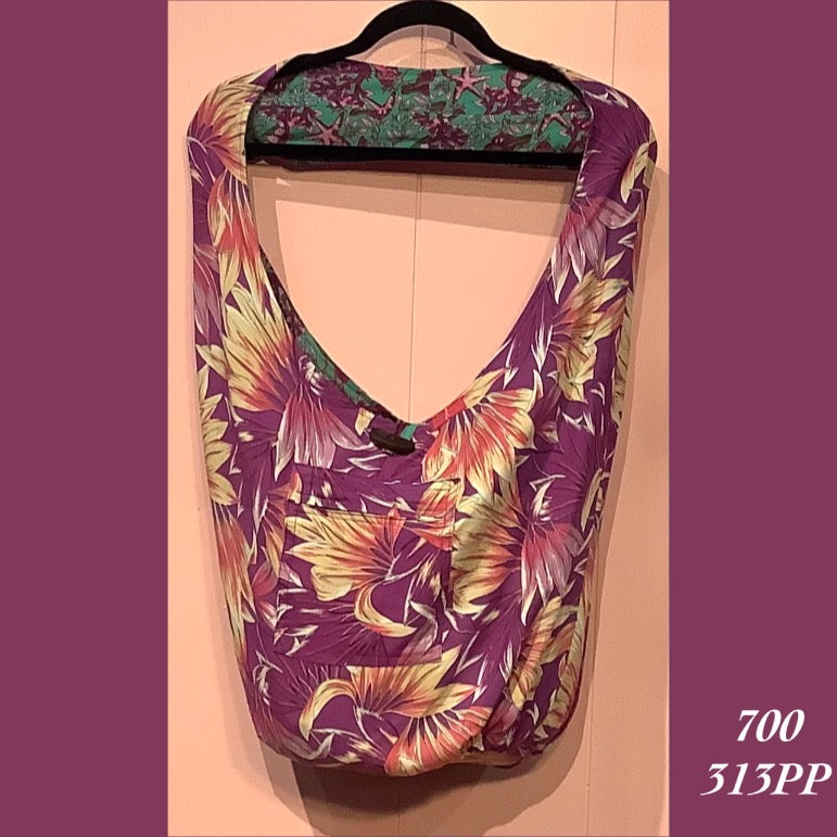 700 - 313PP , Reversible bag with zipper pockets on both sides