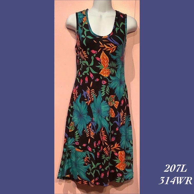 207LX - 314WR , Relaxed fit pocket dress plus size